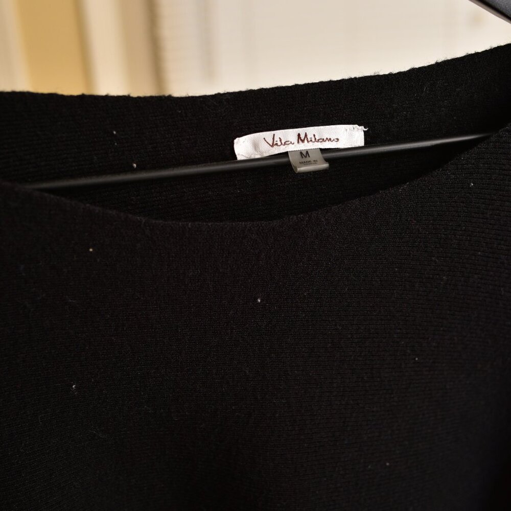 black 3/4 sweater - Picture 2 of 2